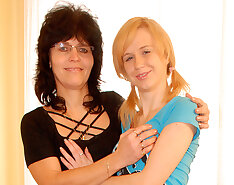 Hot blonde doing a mature lesbian