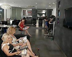 Special mature movie in a kinky lesbian salon